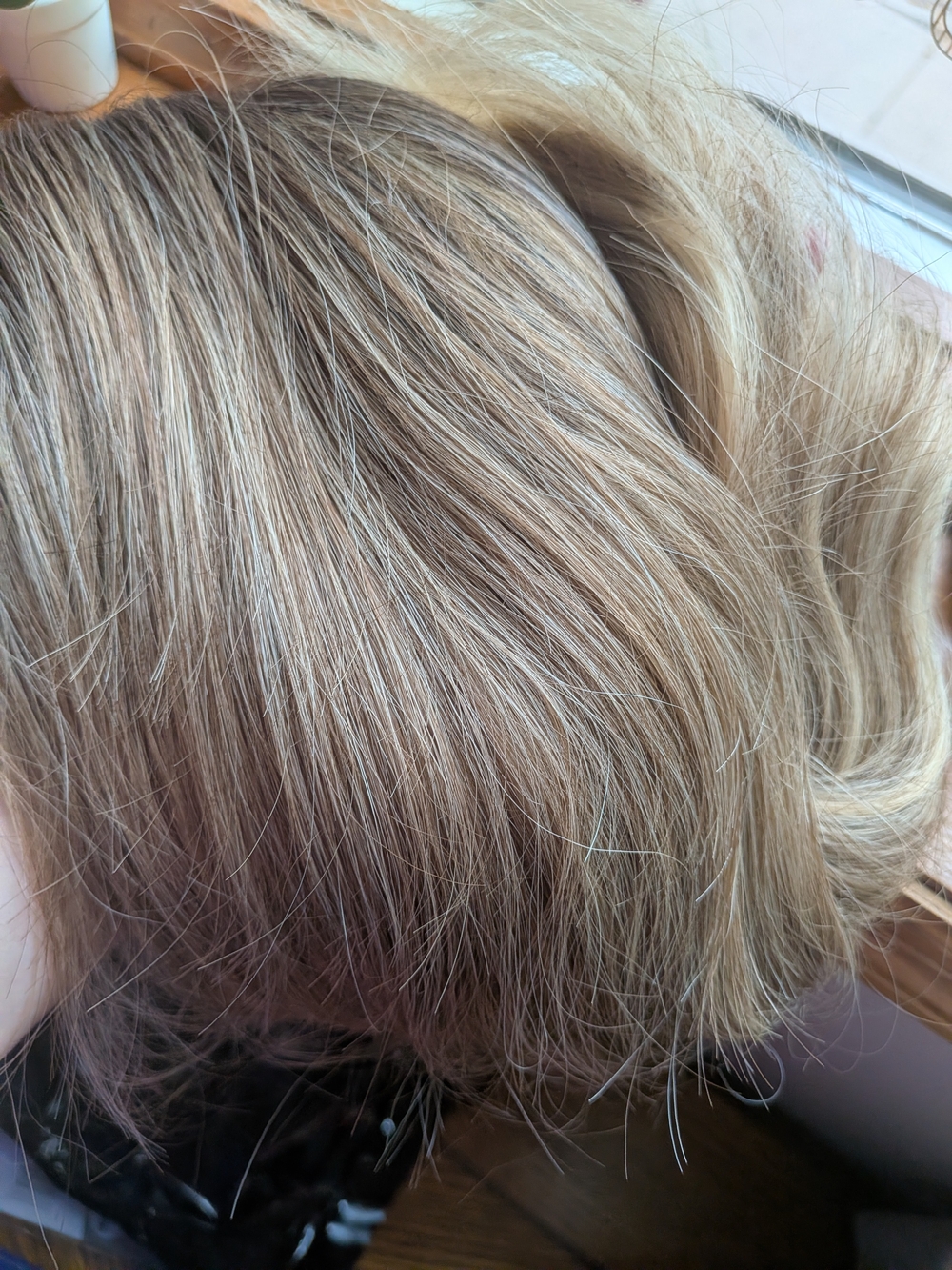 Natural Wavy Blonde Ombre Wig - Dark To Light Ash - Picture 10 of 10